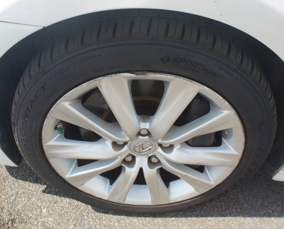 2016 Lexus IS 200t 