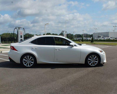2016 Lexus IS 200t 