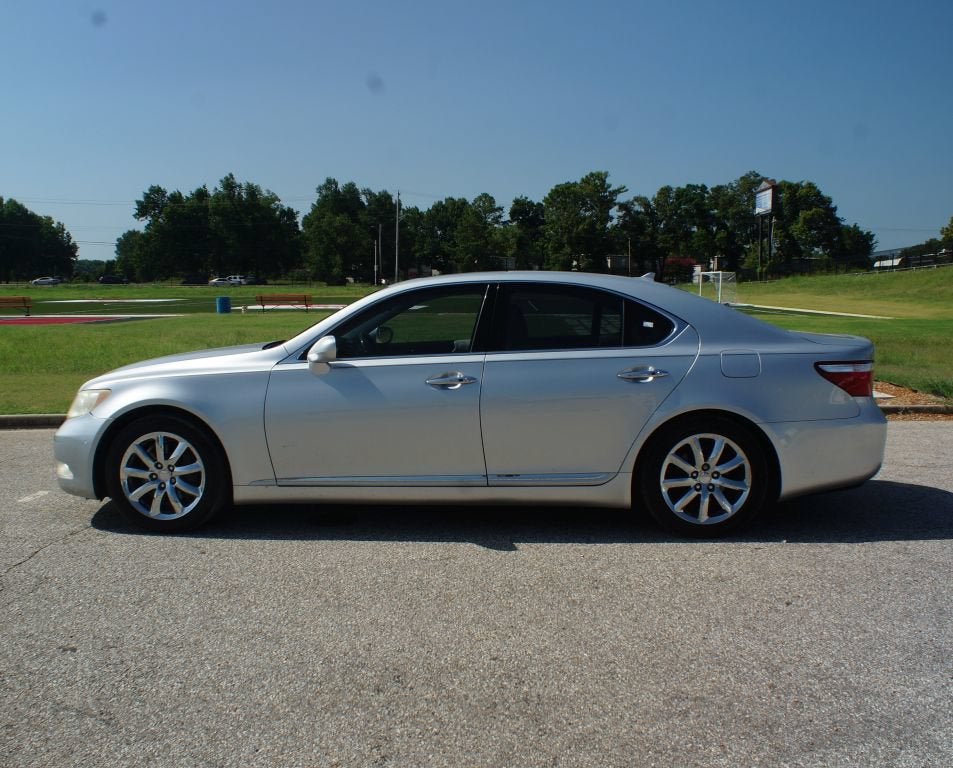 2007 Lexus LS 460 