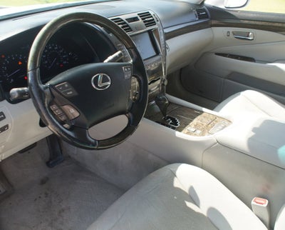 2007 Lexus LS 460 