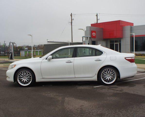 2007 Lexus LS 460 