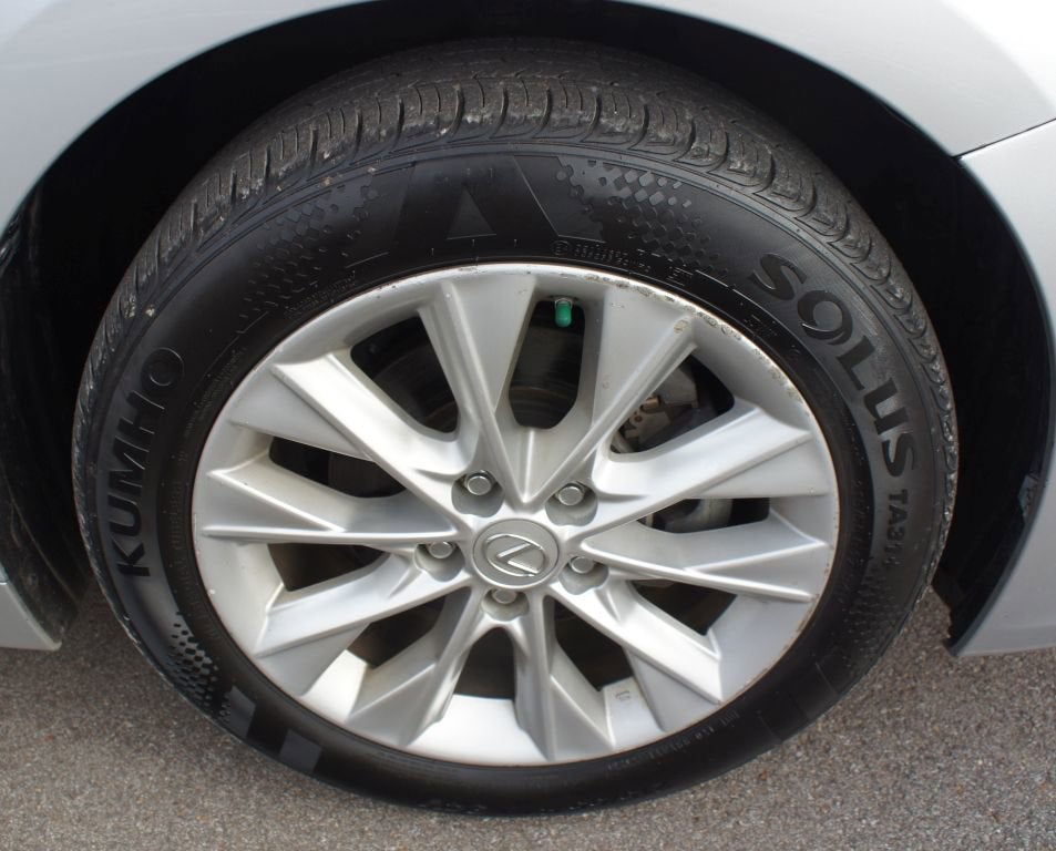 2013 Lexus ES 300h Hybrid