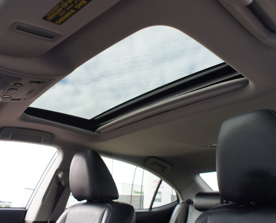 2013 Lexus ES 300h Hybrid