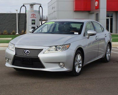 2013 Lexus ES 300h Hybrid
