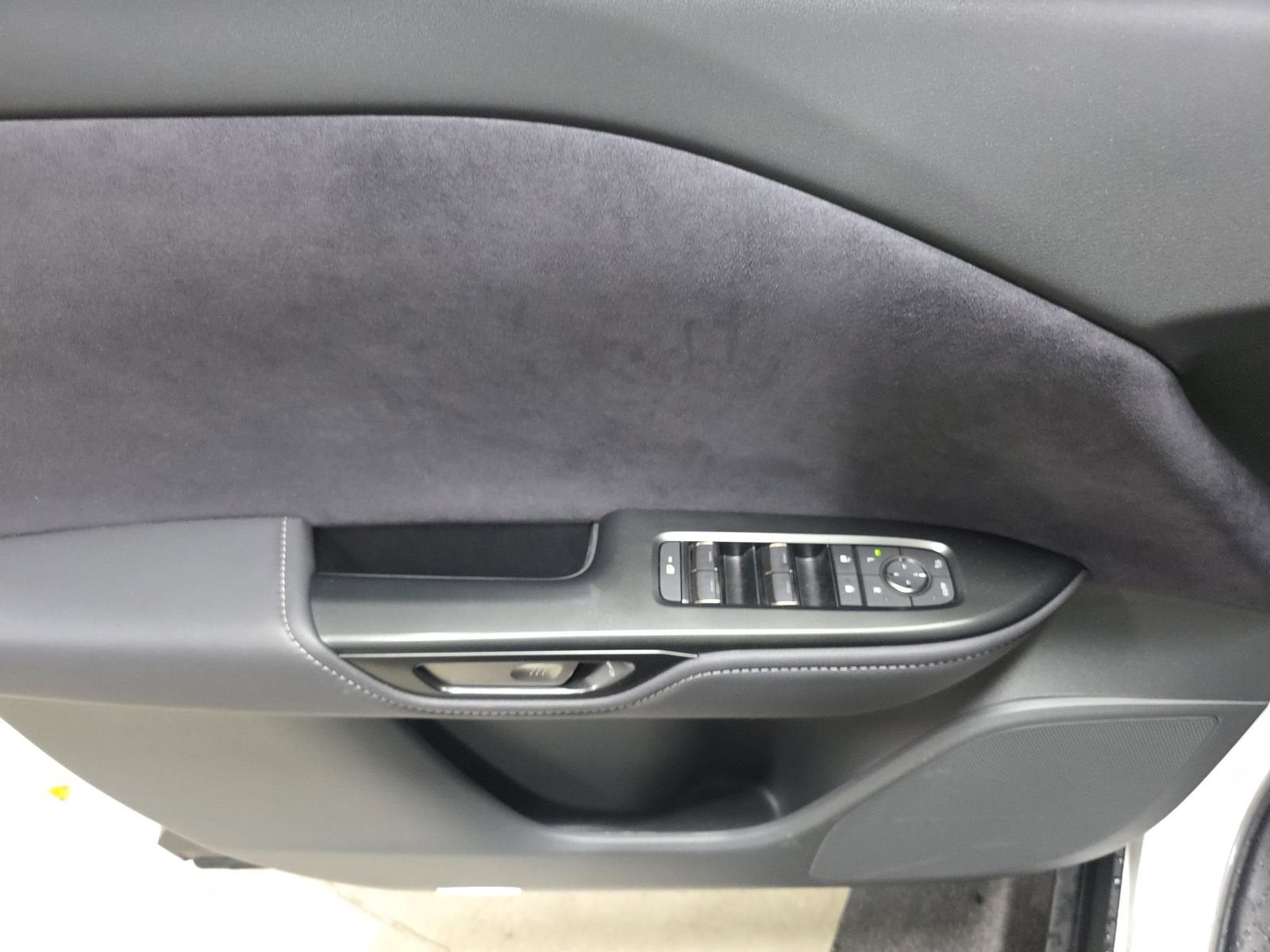 2023 Lexus RZ RZ 450e Luxury