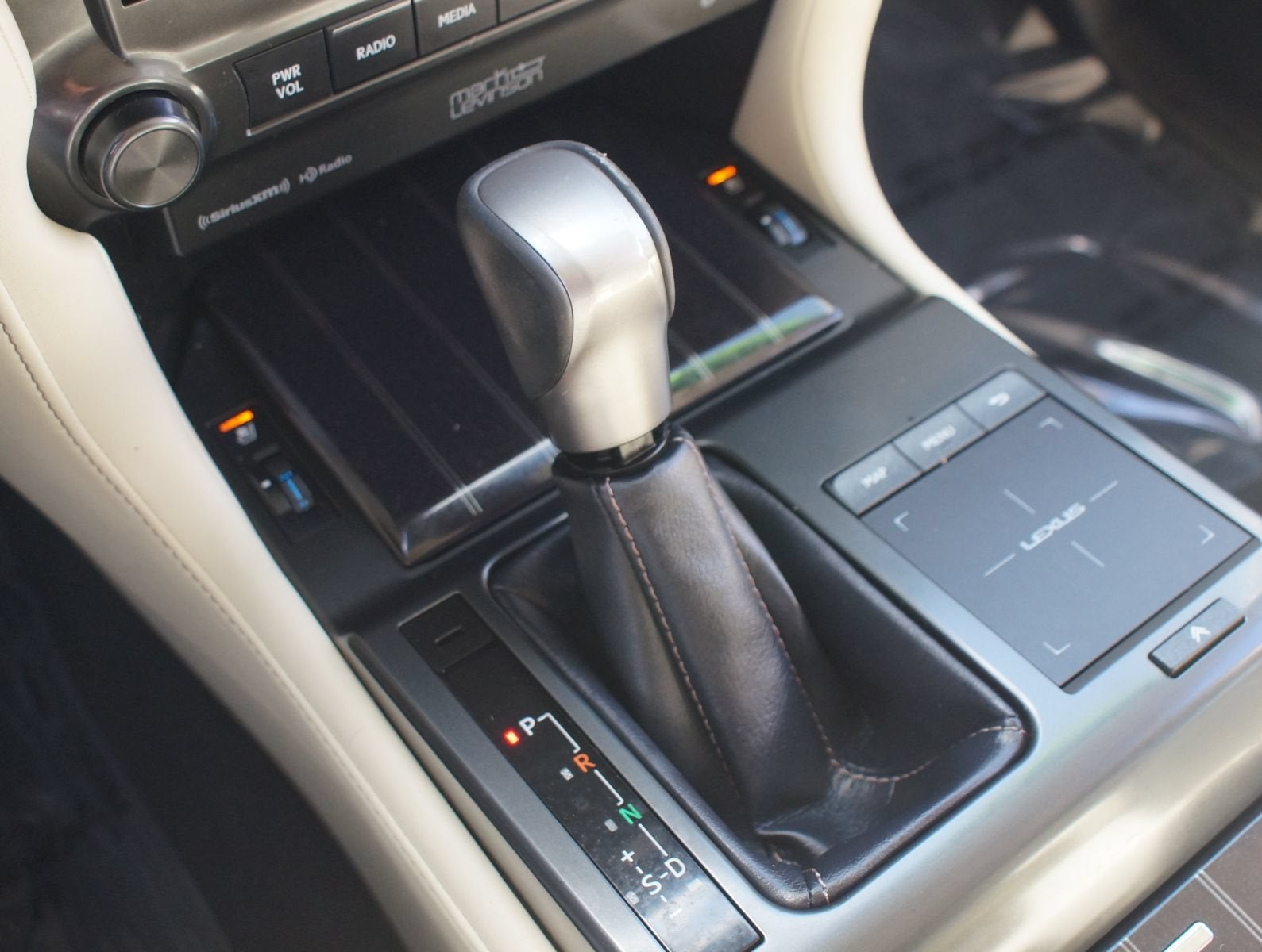 2023 Lexus GX GX 460 Premium