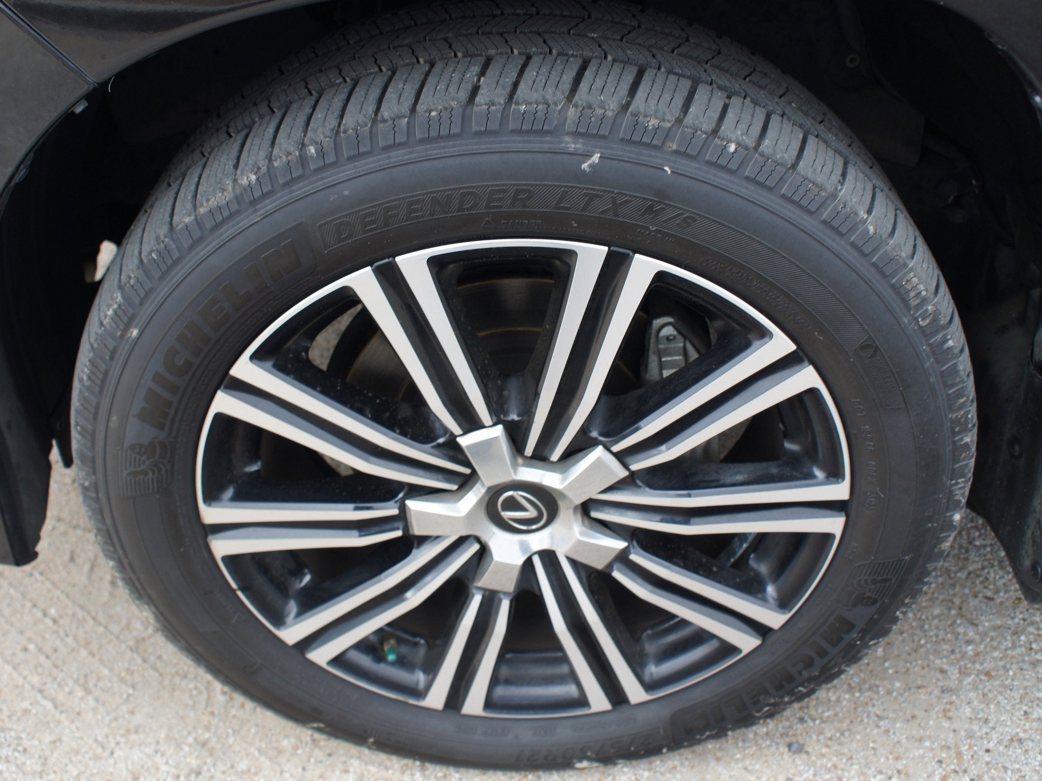 2020 Lexus LX LX 570