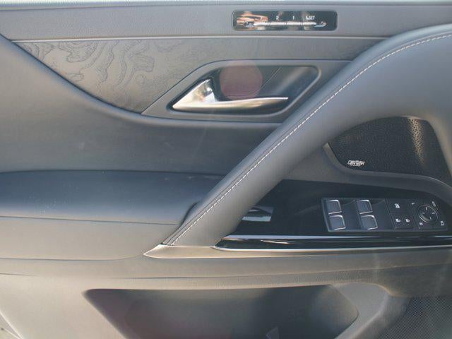 2025 Lexus LX LX 700h Luxury