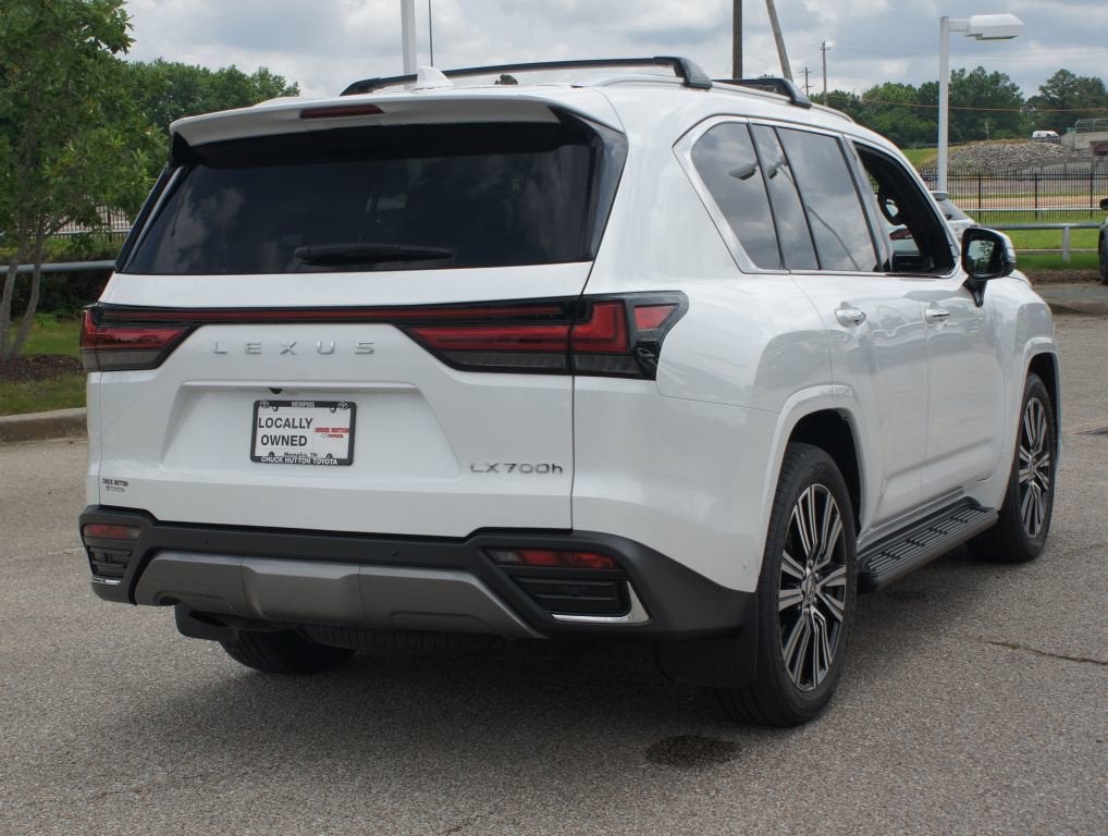 2026 Lexus LX LX 700h Luxury