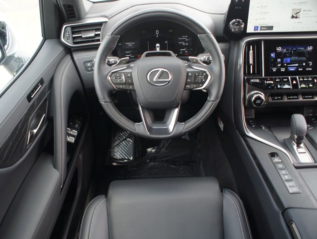 2026 Lexus LX LX 700h Luxury