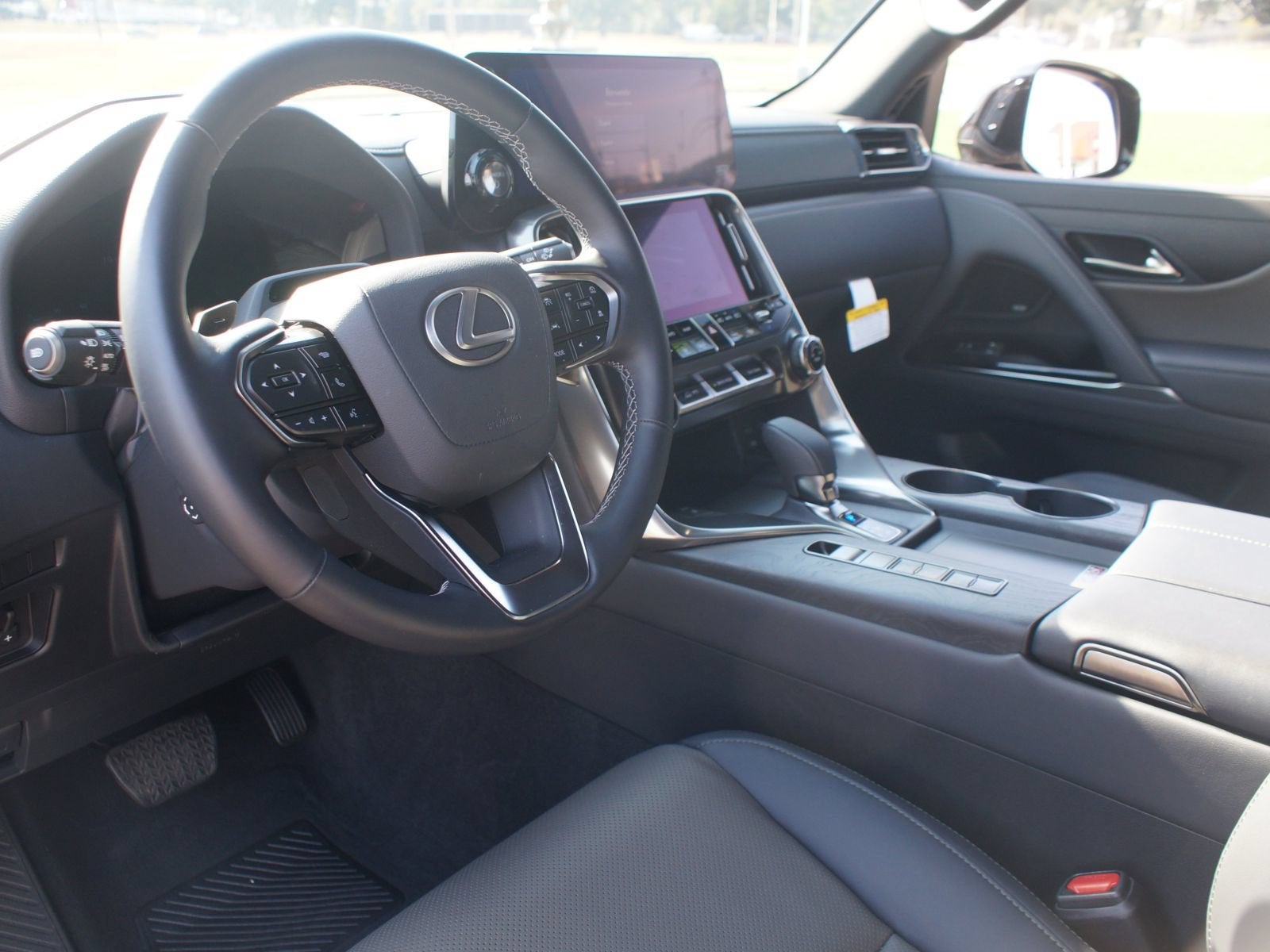 2025 Lexus LX LX 700h Overtrail