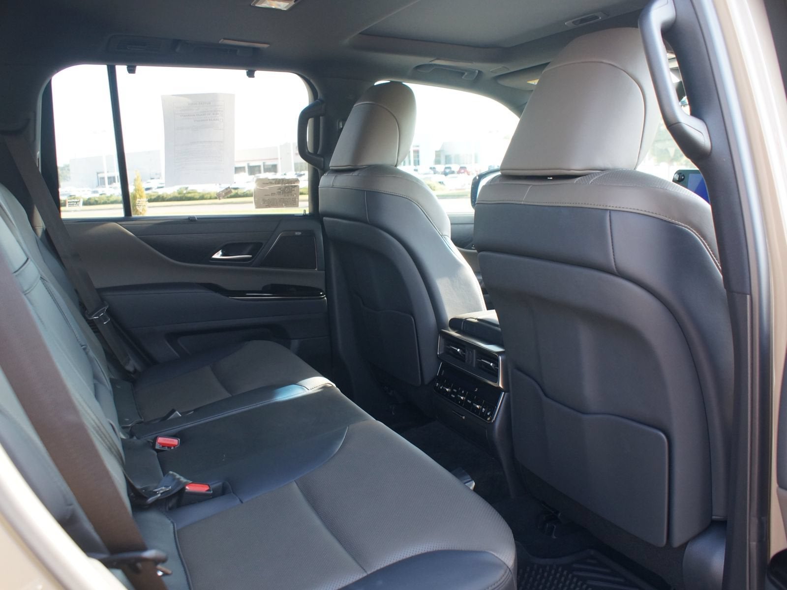2025 Lexus LX LX 700h Overtrail