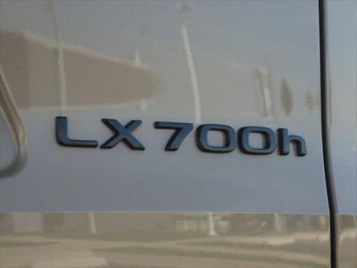 2025 Lexus LX LX 700h Overtrail