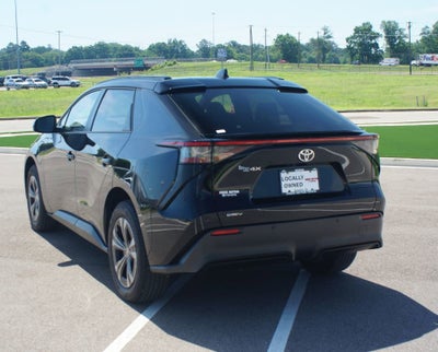 2024 Toyota bZ4X XLE