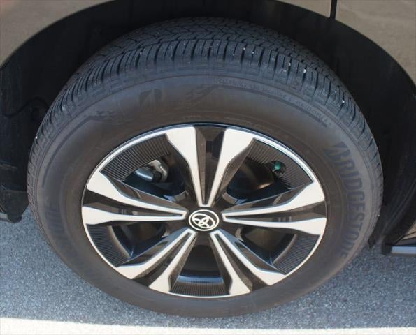 2024 Toyota bZ4X XLE