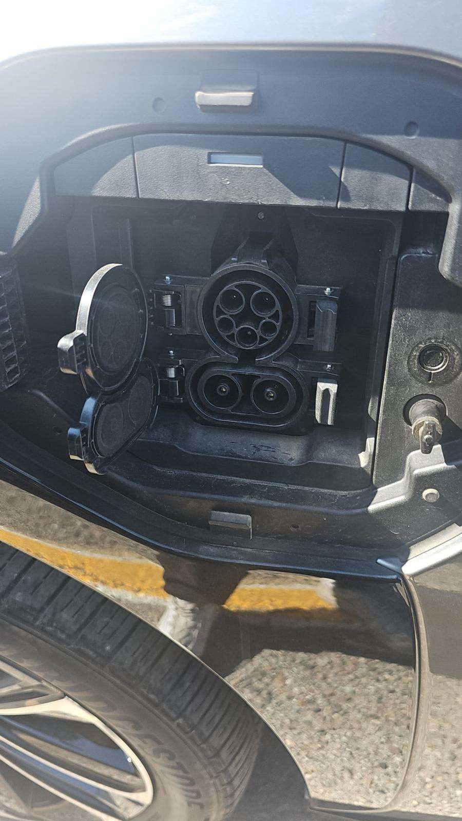 2023 Toyota bZ4X Limited