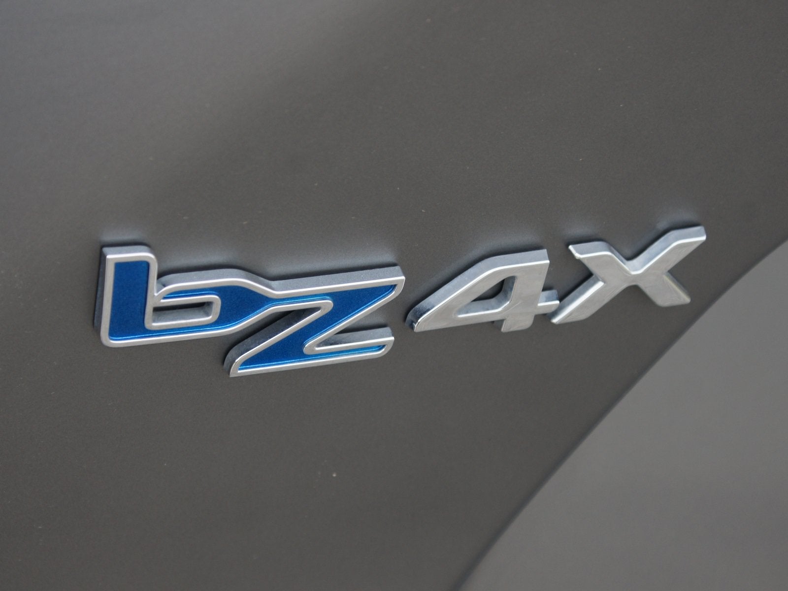 2023 Toyota bZ4X Limited