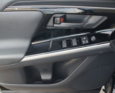 2025 Toyota bZ4X XLE