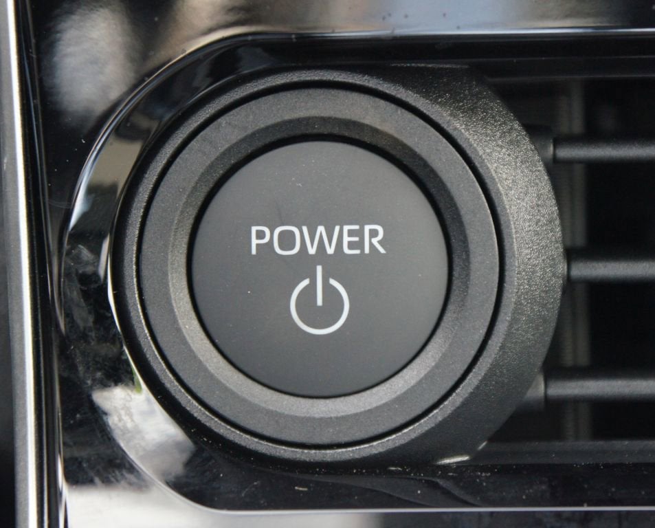 2025 Toyota bZ4X XLE