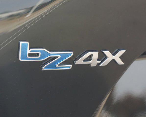 2025 Toyota bZ4X XLE