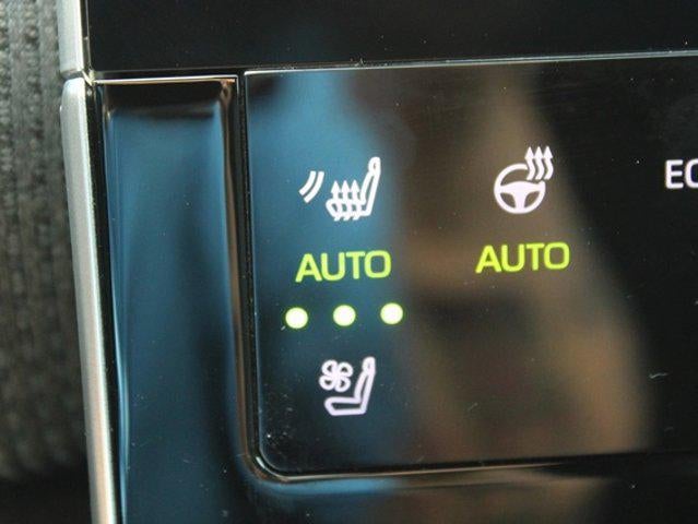 2024 Toyota bZ4X Limited