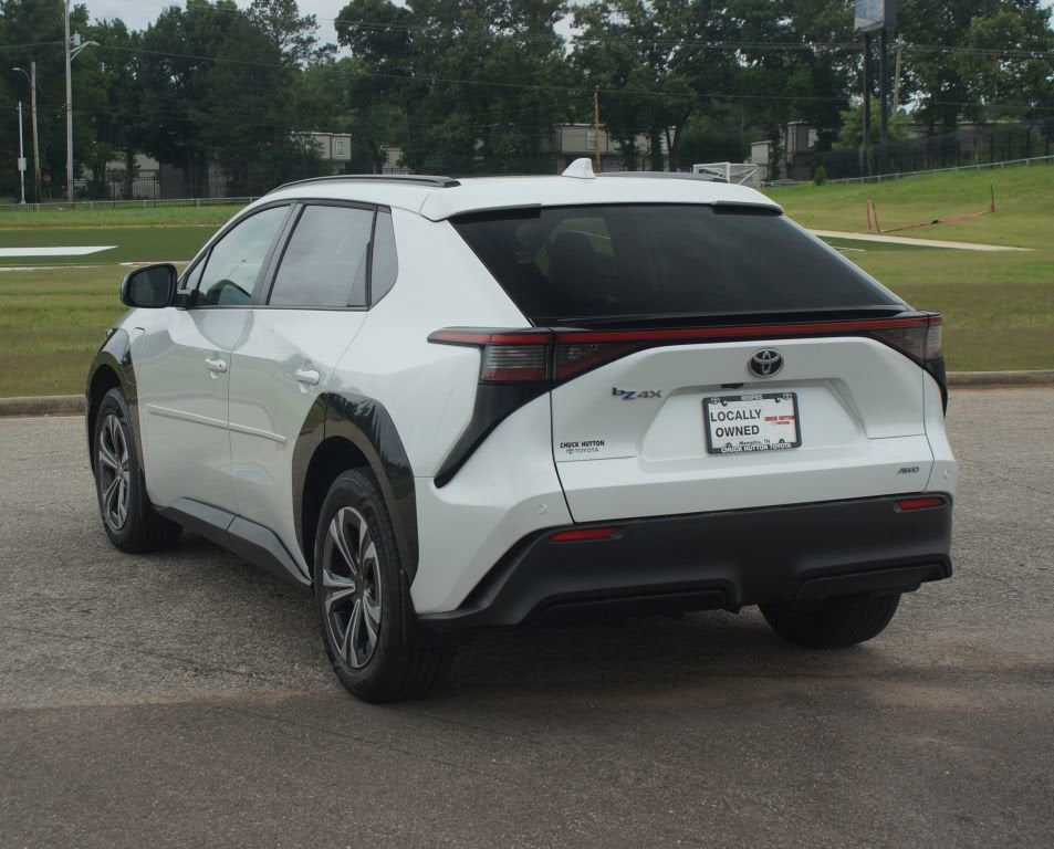 2023 Toyota bZ4X XLE