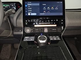 2025 Toyota bZ4X Limited