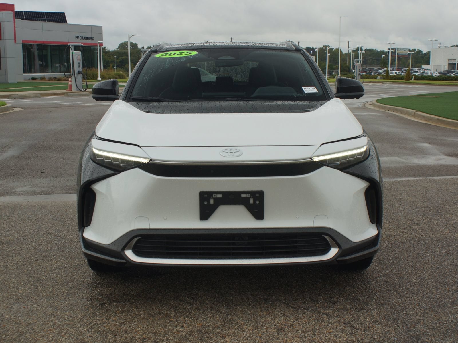 2025 Toyota bZ4X Limited
