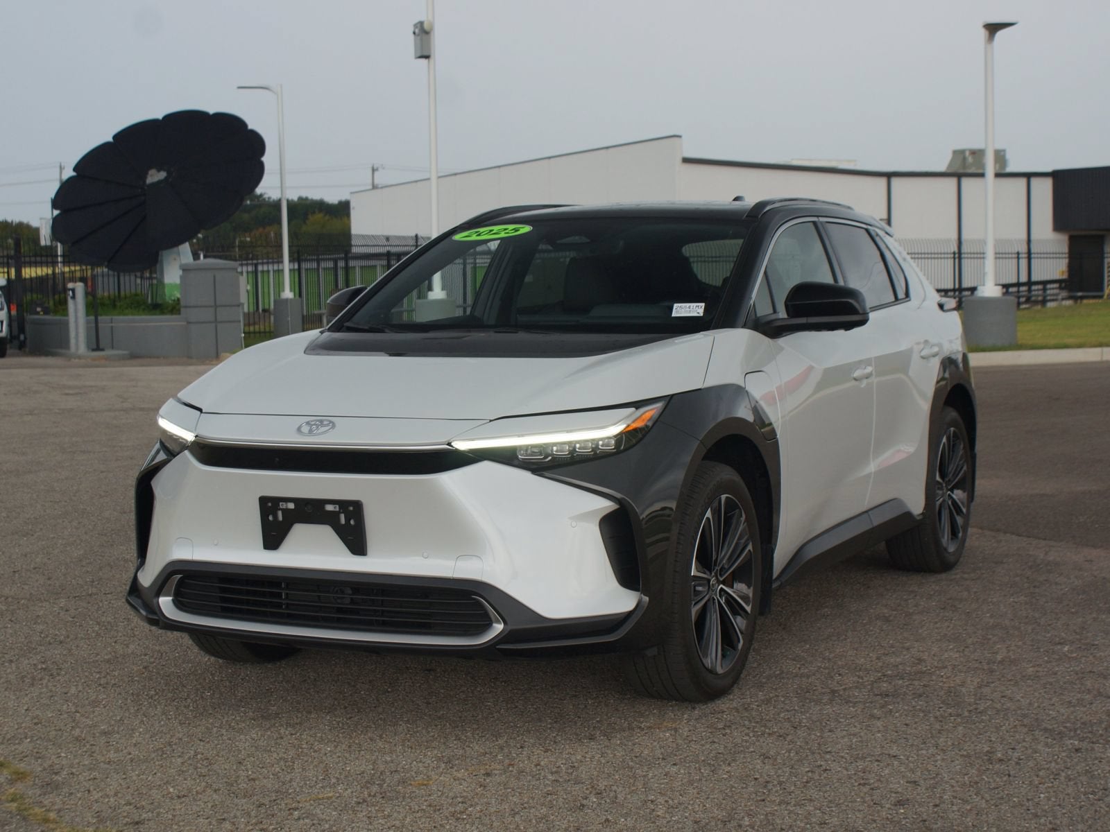 2025 Toyota bZ4X Limited