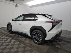 2025 Toyota bZ4X Limited
