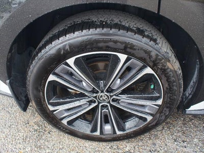 2025 Toyota bZ4X Limited