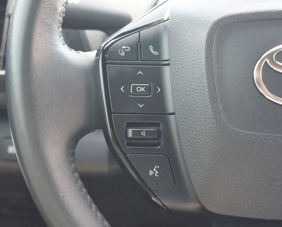 2023 Toyota bZ4X Limited