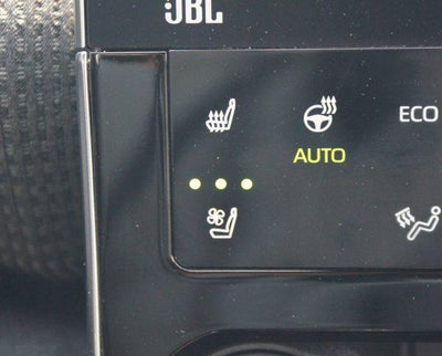 2023 Toyota bZ4X Limited