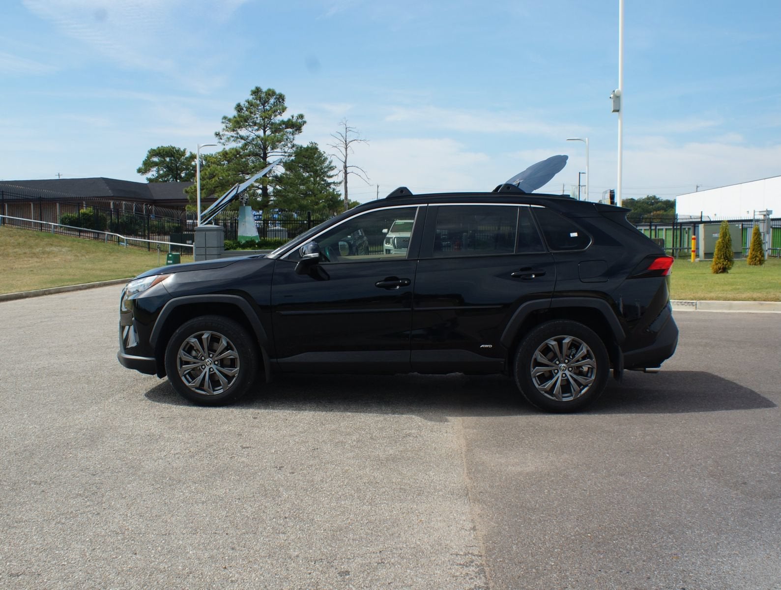 2022 Toyota RAV4 Hybrid XLE Premium
