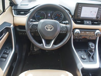 2022 Toyota RAV4 Hybrid XLE Premium