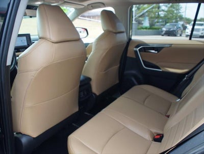 2022 Toyota RAV4 Hybrid XLE Premium