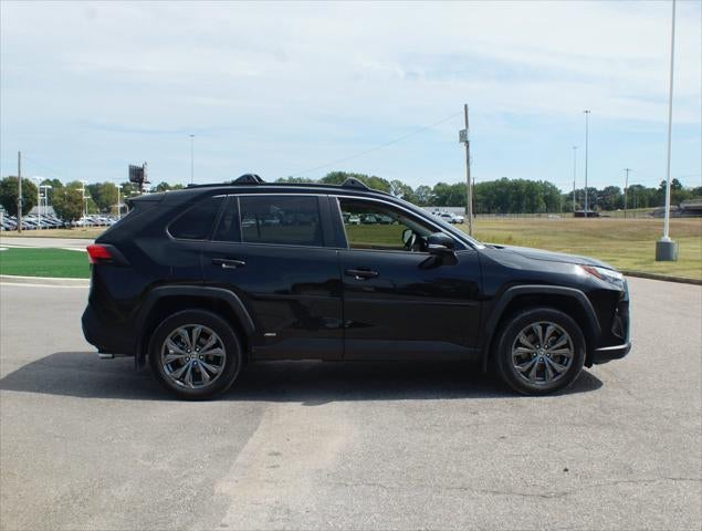 2022 Toyota RAV4 Hybrid XLE Premium