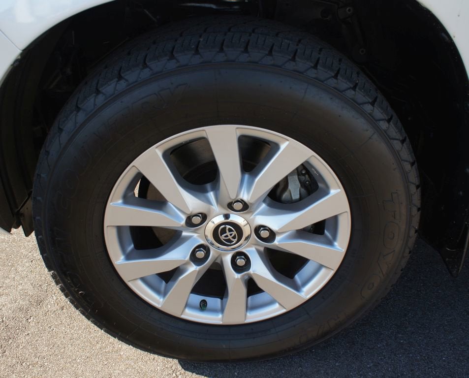 2021 Toyota Land Cruiser Base