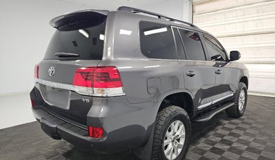 2018 Toyota Land Cruiser Base