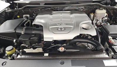 2018 Toyota Land Cruiser Base