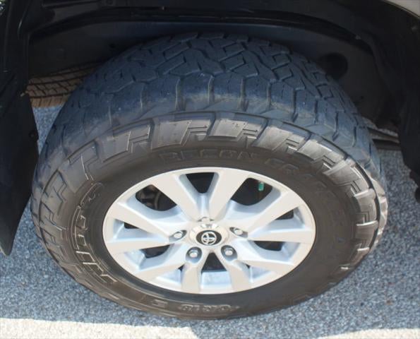 2018 Toyota Land Cruiser Base