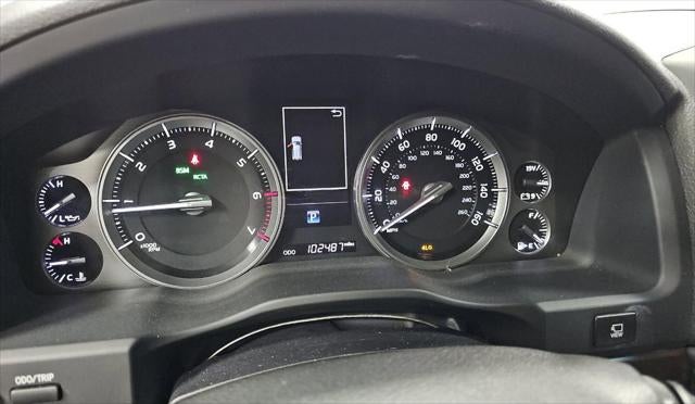 2018 Toyota Land Cruiser Base