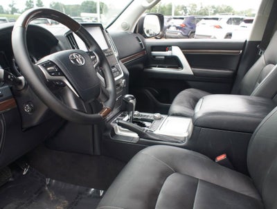 2019 Toyota Land Cruiser VXR