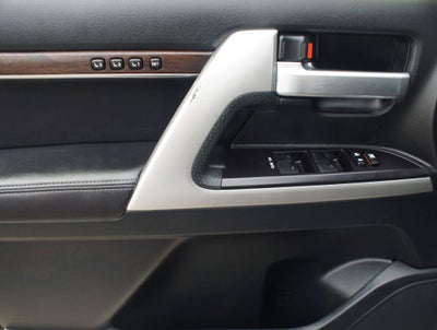 2019 Toyota Land Cruiser VXR