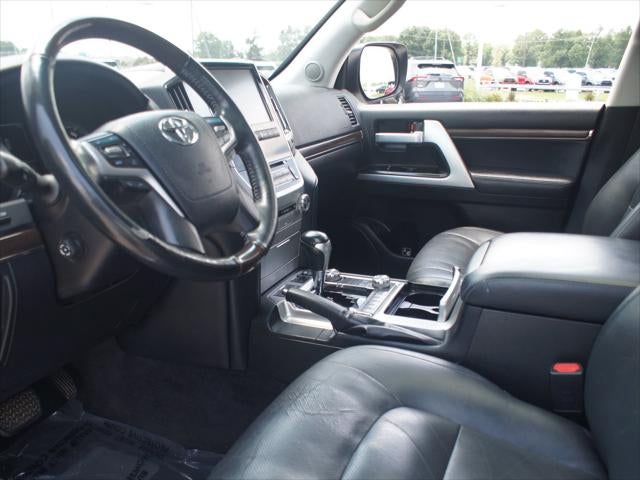 2018 Toyota Land Cruiser Base