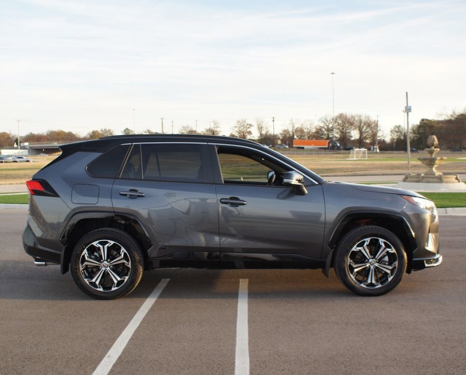 2025 Toyota RAV4 Plug-In Hybrid XSE