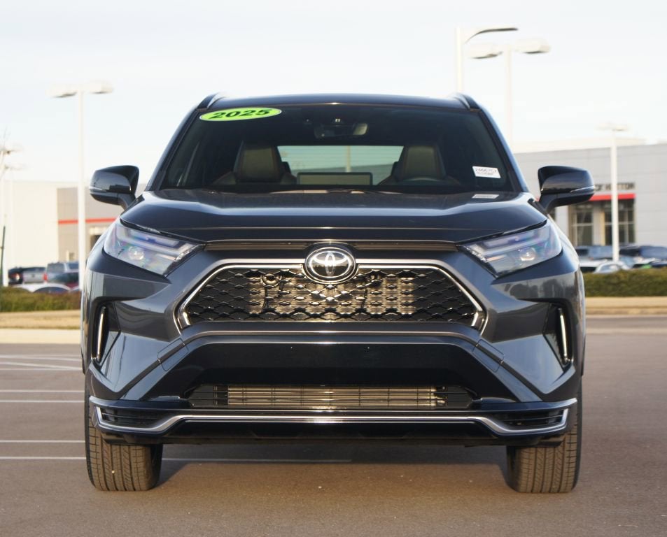 2025 Toyota RAV4 Plug-In Hybrid XSE