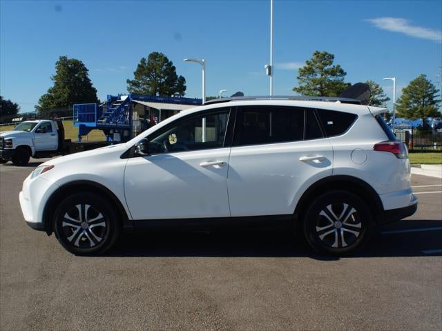 2016 Toyota RAV4 LE