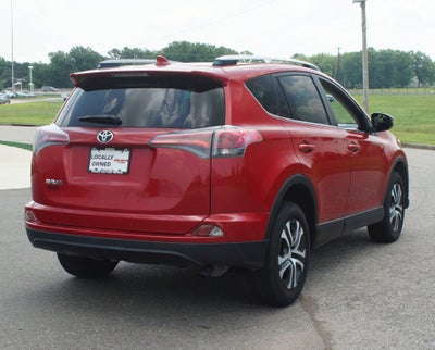 2017 Toyota RAV4 LE