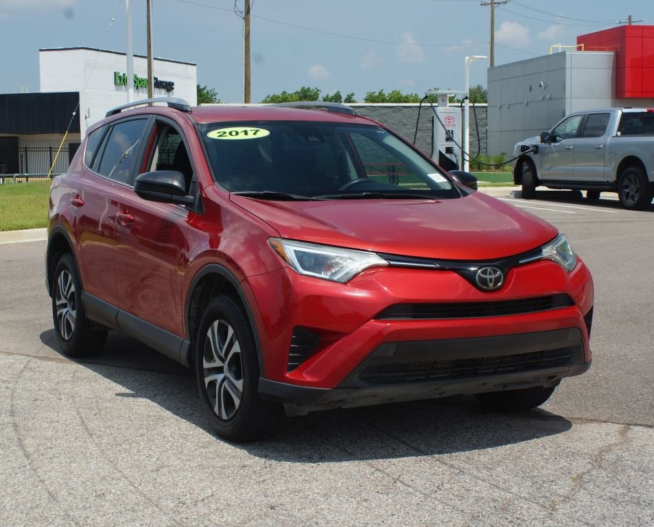 2017 Toyota RAV4 LE